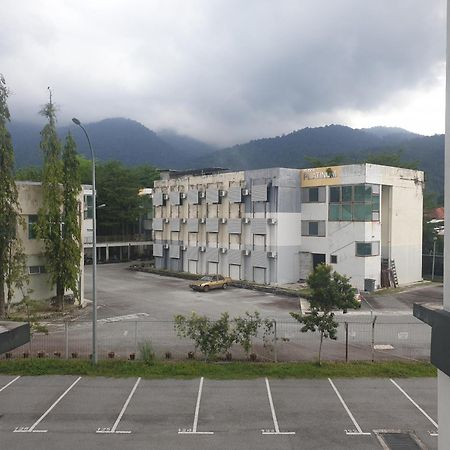 Unisuites Roomstay Kampar Exterior foto